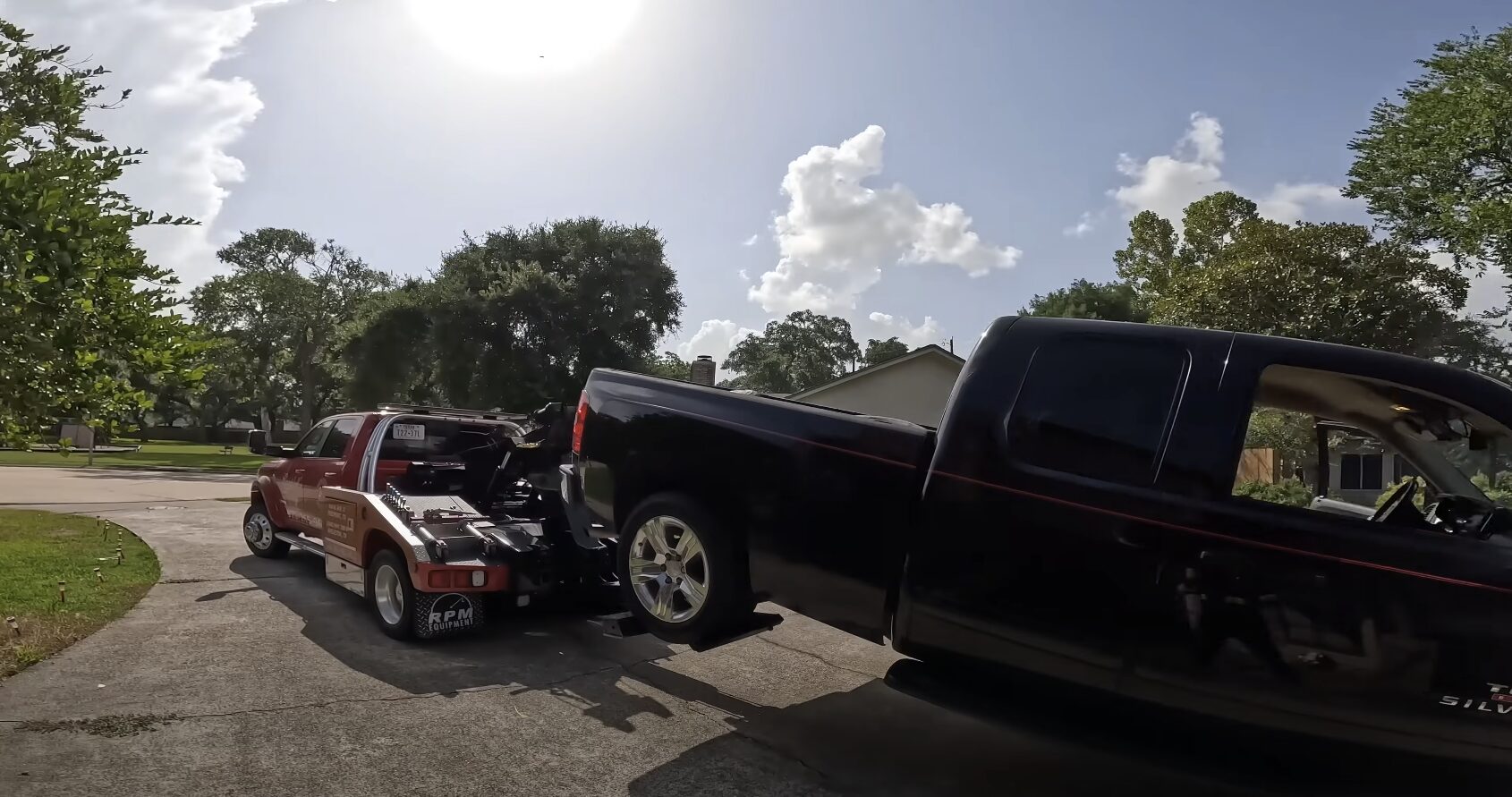 Professional towing service in Pembroke Pines - Emergency roadside assistance